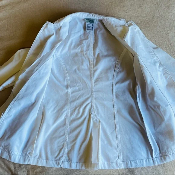 Greys Anatomy Women’s 3-Button Long Sleeve White Lab Coat Scrub Top Size Size S - Picture 3 of 15